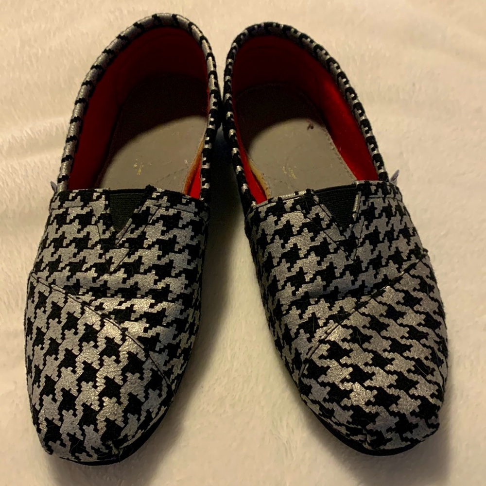 Sz 8 Tom’s herringbone flats